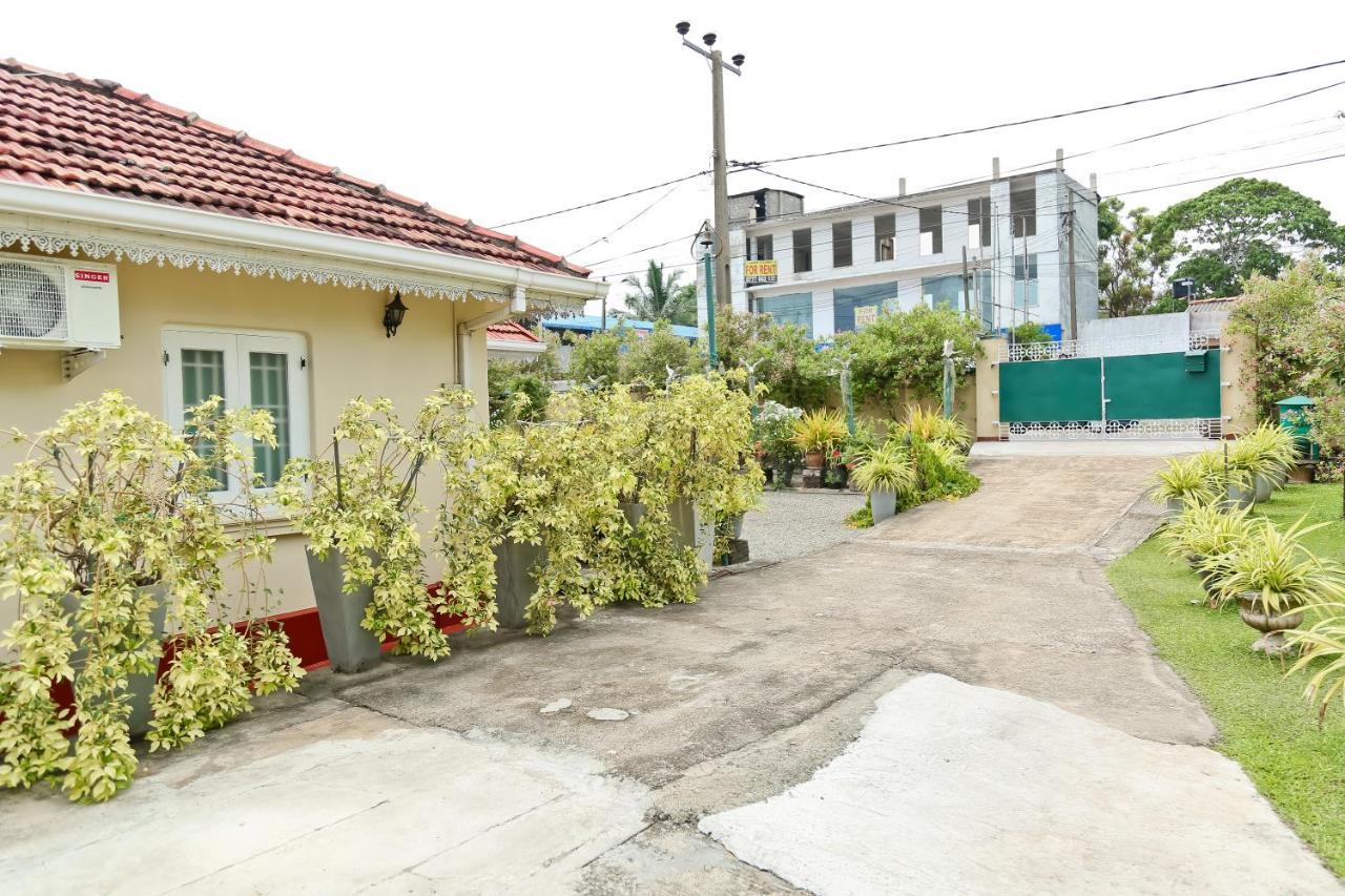 Merlyn Villa ネゴンボ エクステリア 写真