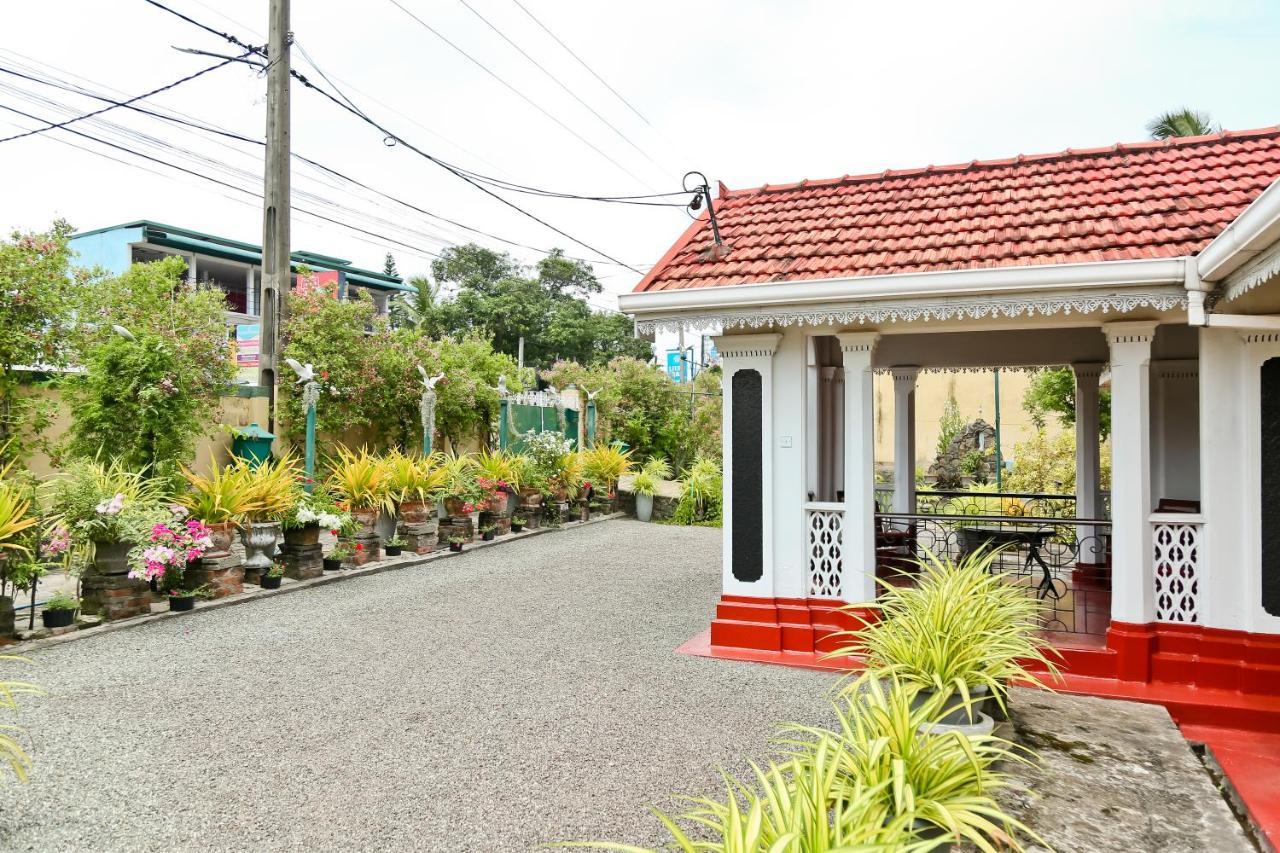 Merlyn Villa ネゴンボ エクステリア 写真