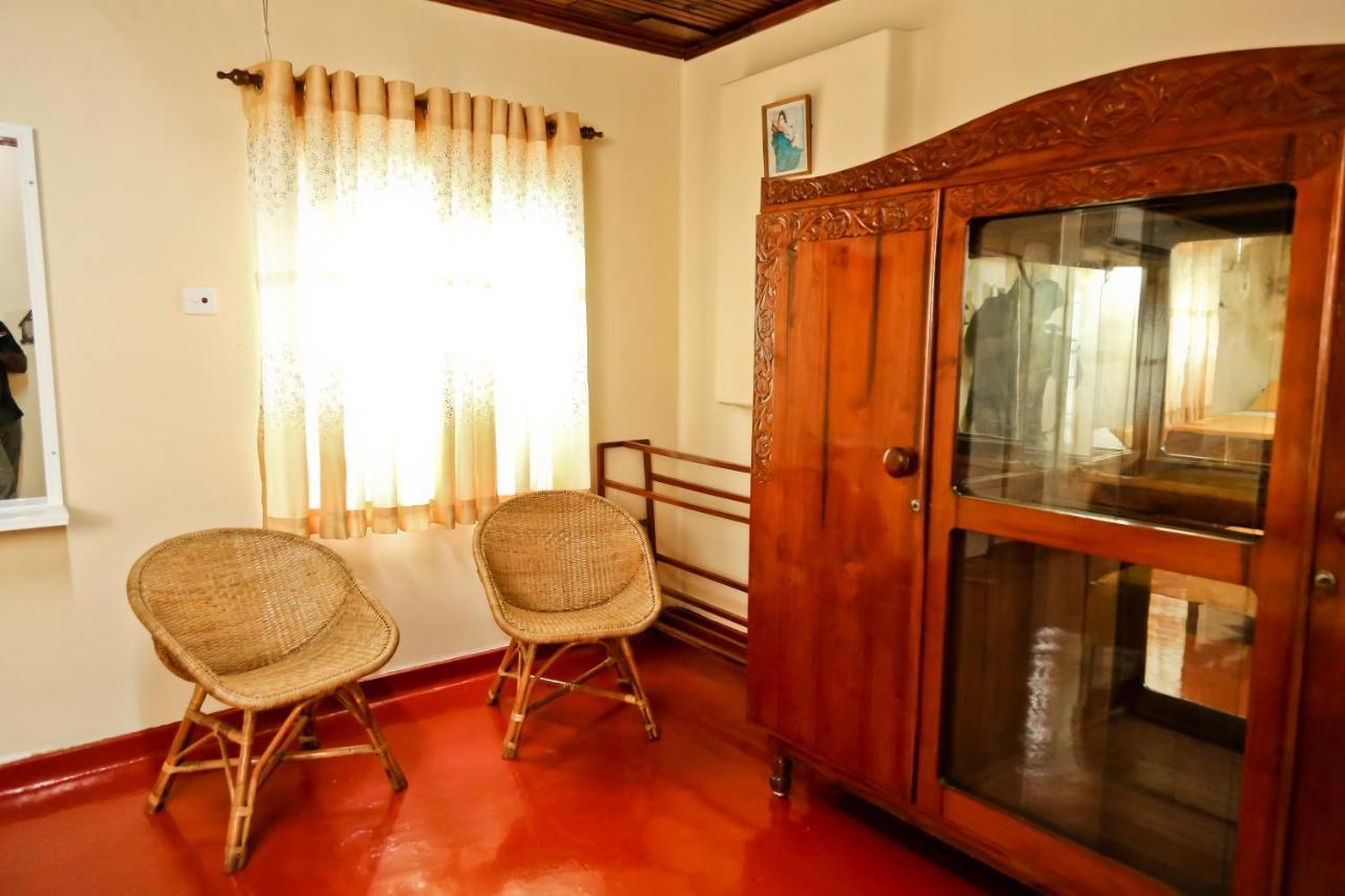 Merlyn Villa ネゴンボ エクステリア 写真
