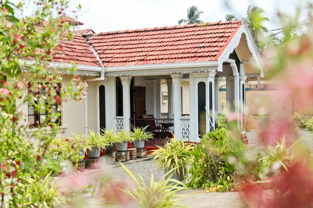 Merlyn Villa ネゴンボ エクステリア 写真